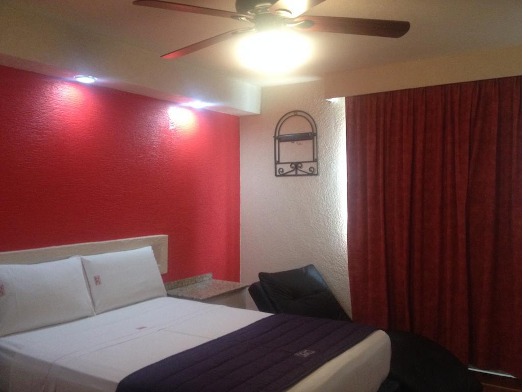 Hotel La Paz 과달라하라 객실 사진